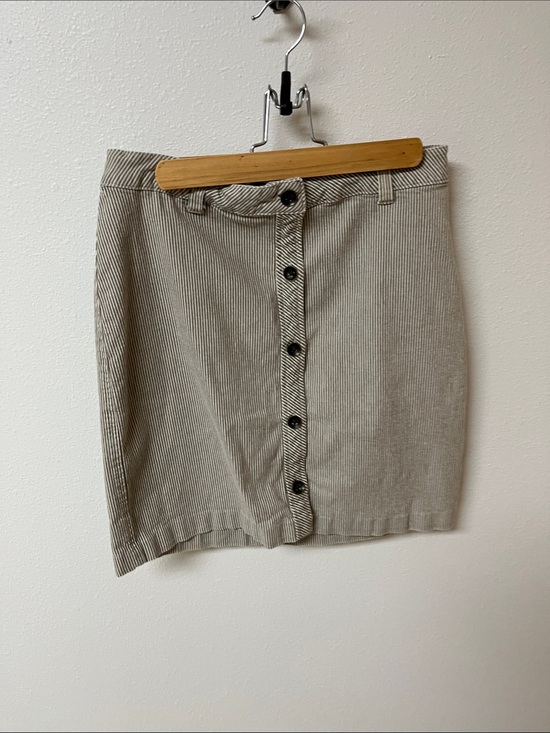 Christopher & Banks Dresses & Skirts - Christopher &banks Striped Button-Front Mini Skirt in Beige women’s size 8